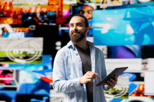 What to Know Before Choosing a Commercial PC for Digital Displays