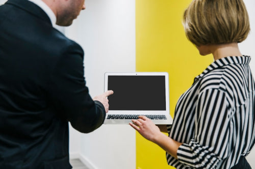 Lenovo vs Samsung: Best Media PC Options for Digital Signage