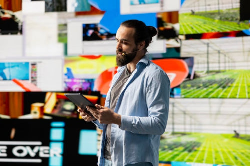 The Best Samsung Business Displays for 2025: A Comparison