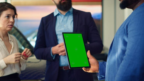 Samsung Business Displays Add Options for Corporate Rollouts
