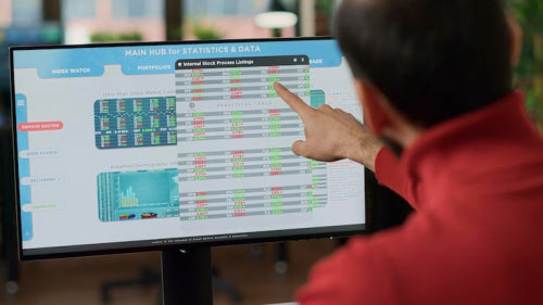 Quick-Service Chains Scale Digital Menuboards With Managed Services