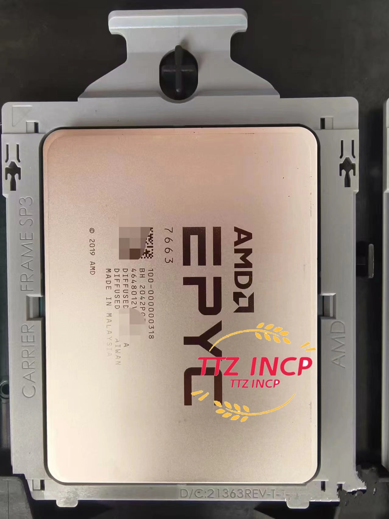 Processeur serveur AMD EPYC MILAN 7663 56 cœurs, 2,0 GHz, socket SP3