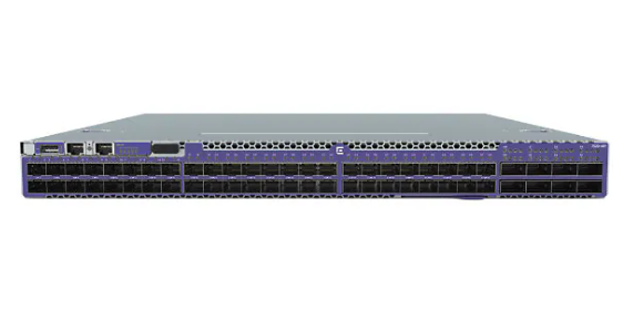 Extreme 7520-48Y Switch with 48x25G & 8x100G Ports, AC PSU, B2F Airflow