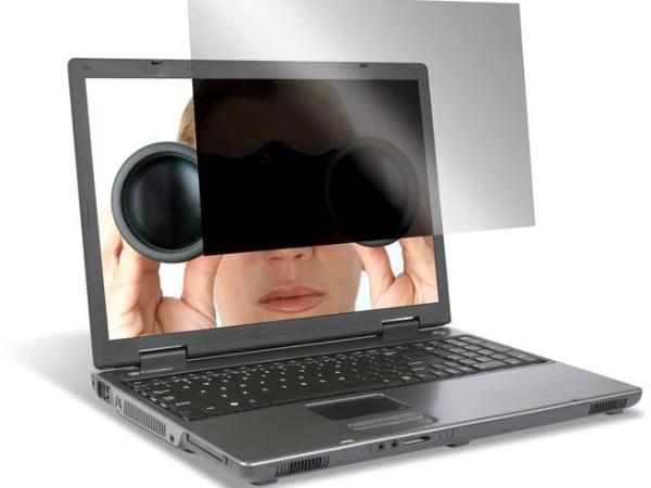 The Targus ASF215W9EMGL 4Vu Privacy Screen enhances data security for edge-to-edge monitors while maintaining image clarity for the user. Designed for compliance with TAA standards and manufactured in Taiwan, this accessory ensures both performance and compatibility in secure work environments. Ideal for professionals handling confidential information.