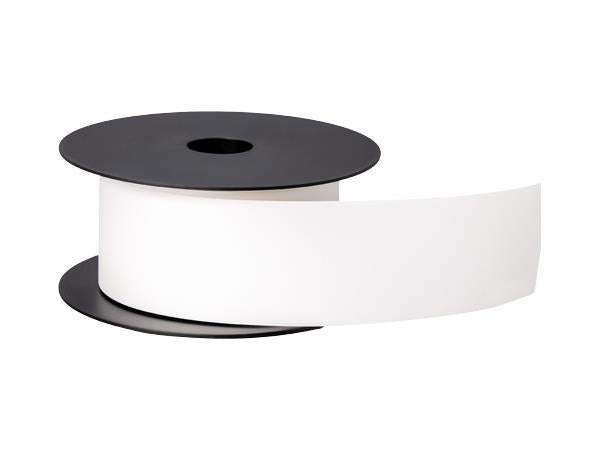 This Brother BMSLT202UC label roll delivers chemically-resistant, UL-969 compliant labeling for demanding environments. With a 2.8 mil thickness and support for a 2+ year lifespan, it's designed for industrial applications requiring durability and adhesion. Pair it with the BMSLPR03UC ink ribbon to ensure high-performance thermal transfer printing results.