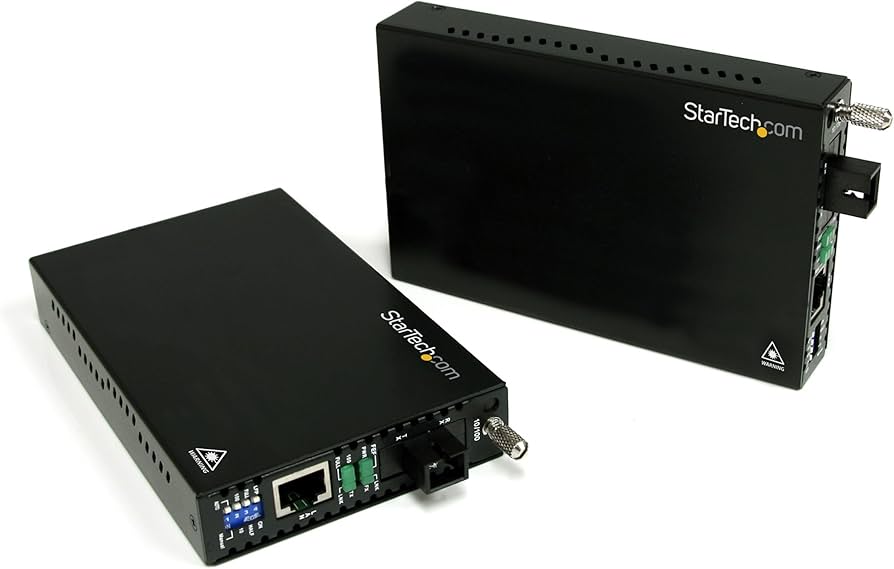 StarTech 10/100 WDM Fiber Media Converter Kit SC, 20km SMF