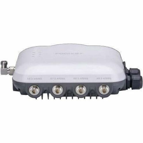 Point d'accès sans fil tri-radio extérieur FORTINET FortiAP-432G