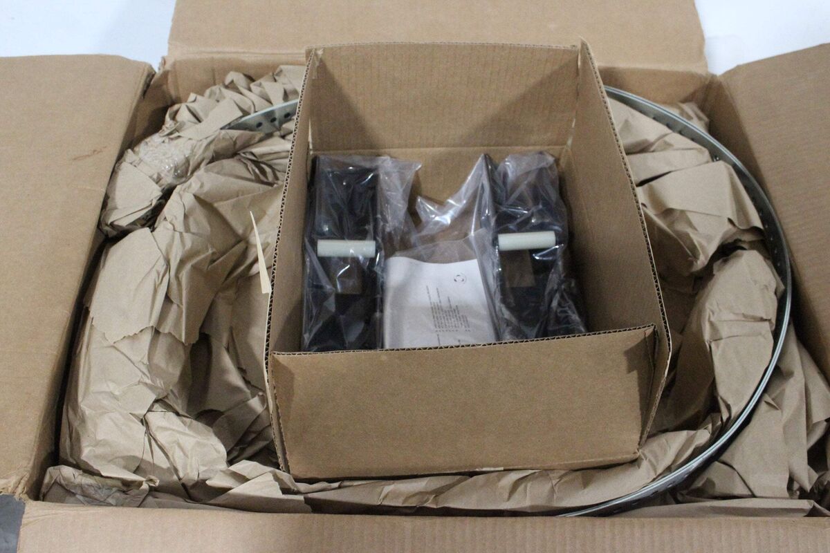 CHIEF FCAVCA Variable Column Display Mount Adapter