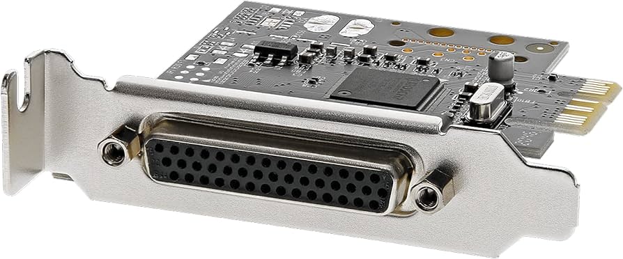 Carte adaptateur série StarTech PCIe RS232 à 4 ports - PEX4S953LP