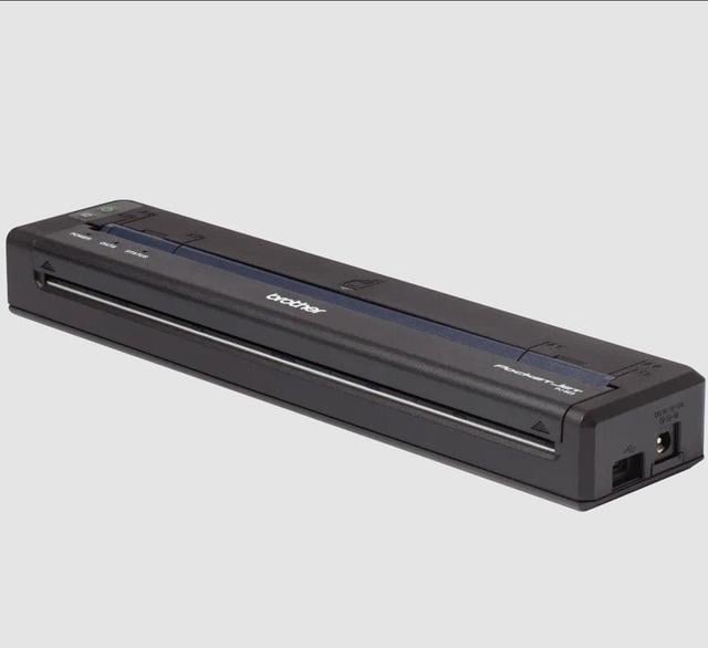 Kit véhicule Brother PocketJet 8 PJ823-VK avec USB-C et papier de qualité supérieure