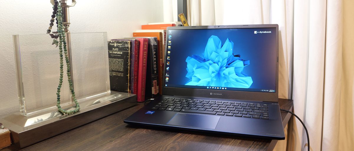 Dynabook Toshiba Portege X40-K2431 14" i5-1240P 8 Go 256 Go SSD Win11 Pro