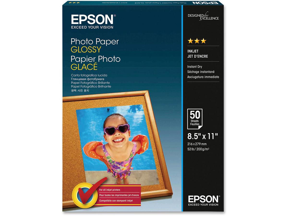 Paper - glossy photo paper - bright white - Letter A Size (8.5 in x 11 in) - 50 pcs.. For Epson 3640. Ideal for professional-quality inkjet printing, this glossy photo paper provides a smooth, bright white surface for vivid image reproduction. Designed with durability and presentation in mind, it's a reliable choice for vibrant prints.
