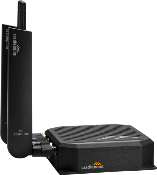 Routeur Cradlepoint S700 avec forfait NetCloud Essentials et Advanced, 3 ans, AC/Wi-Fi