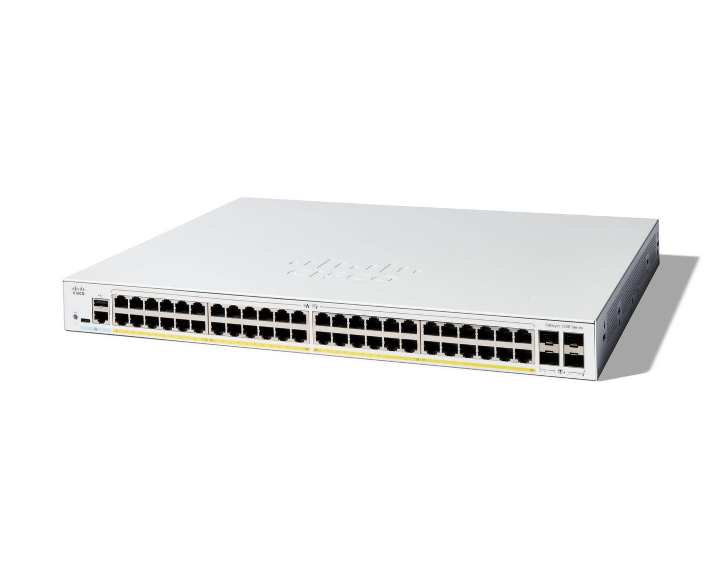 Commutateur Gigabit PoE+ ExtremeSwitching VSP4900-48P avec 53 ports