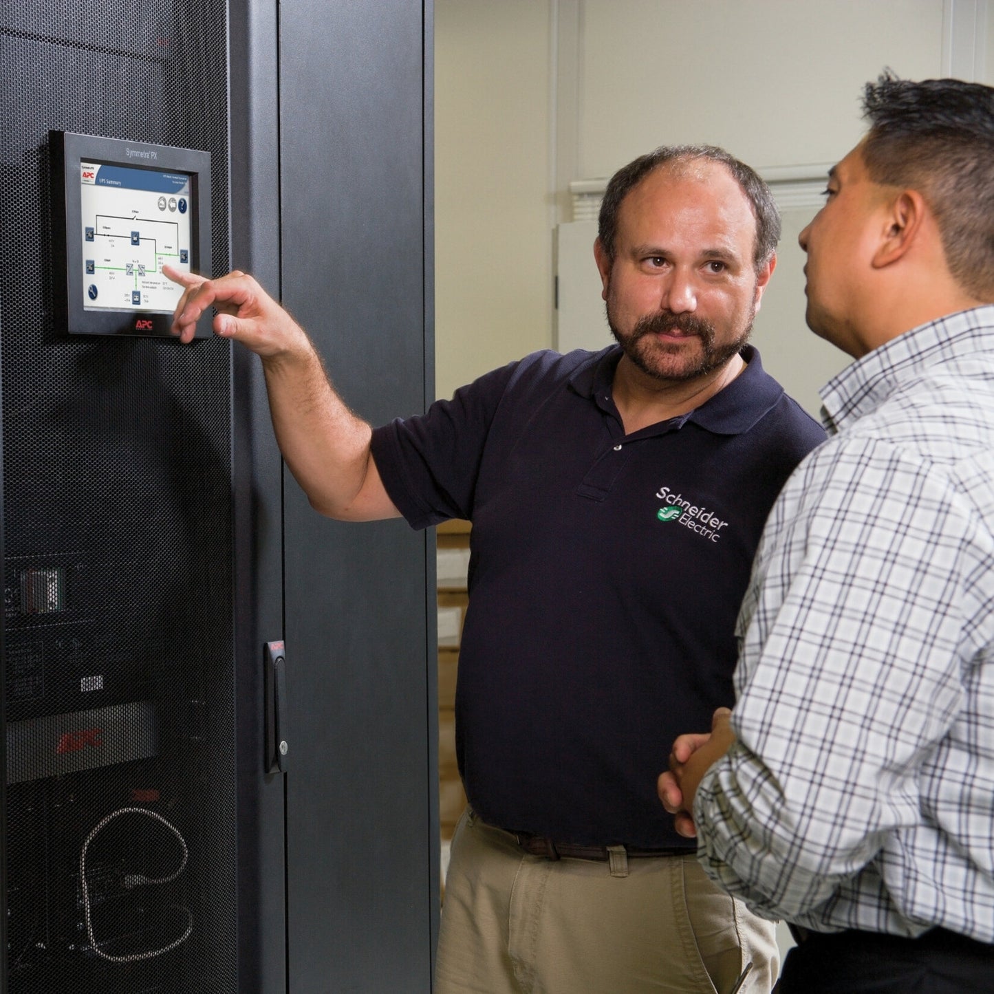 Formation avancée des opérateurs APC pour Symmetra PX 20–100