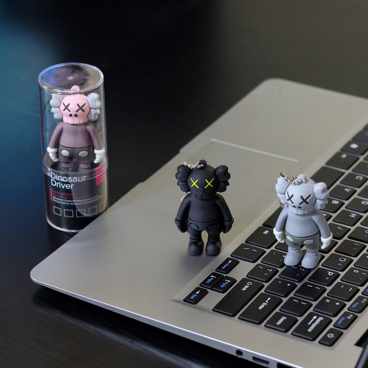 32GB Doll USB Drive: Dual-Use for Mobile and Computer
