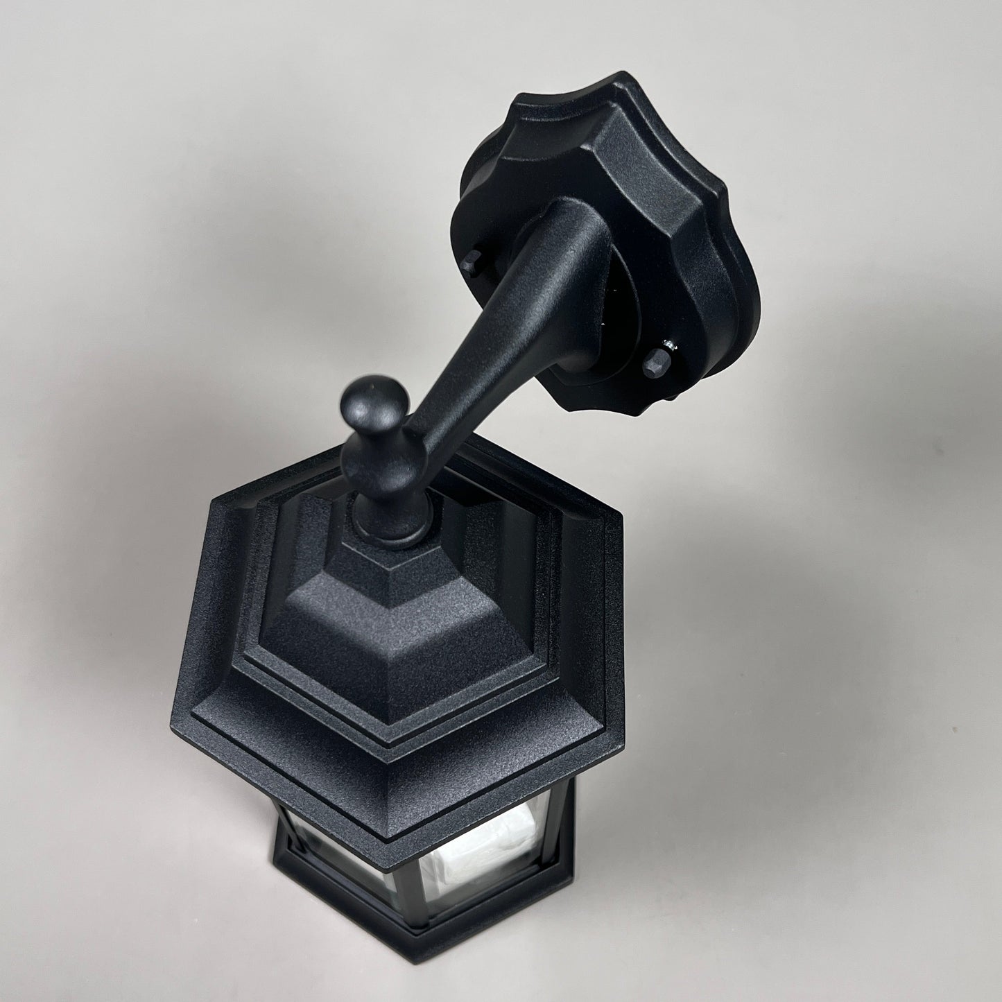 TRANS GLOBE Outdoor Lighting Fixture 4349 BK 6.5 x 12.8 x 7.7in (New)