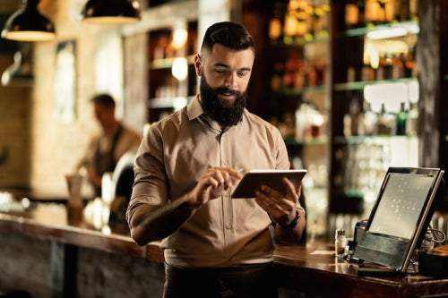 How Digital Menu Boards Improve Restaurant Efficiency