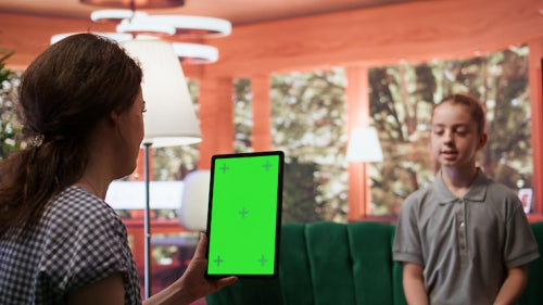 How Digital Signage Vendors Address Sustainability Mandates