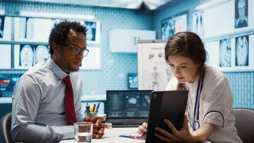 How Healthcare, Pharma and Life Sciences Organizations Evaluate IT Hardware Partners