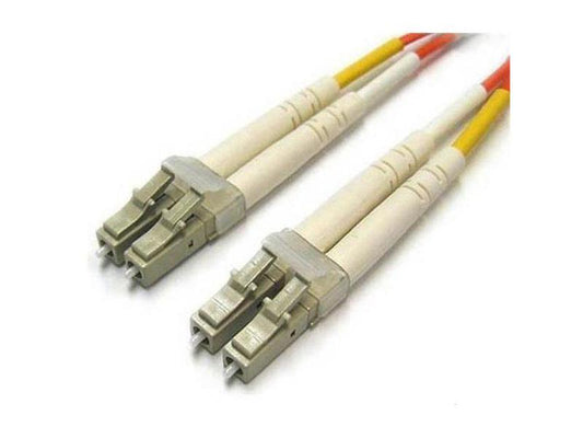 The Lenovo X3250 Optical Disc Drive Cable Kit is designed to deliver reliable connectivity for internal SCSI applications. Featuring male-to-male connectors and TAA compliance, it meets government procurement requirements while ensuring compatibility with Lenovo X3250 systems. A dependable choice for secure and professional-grade installations.