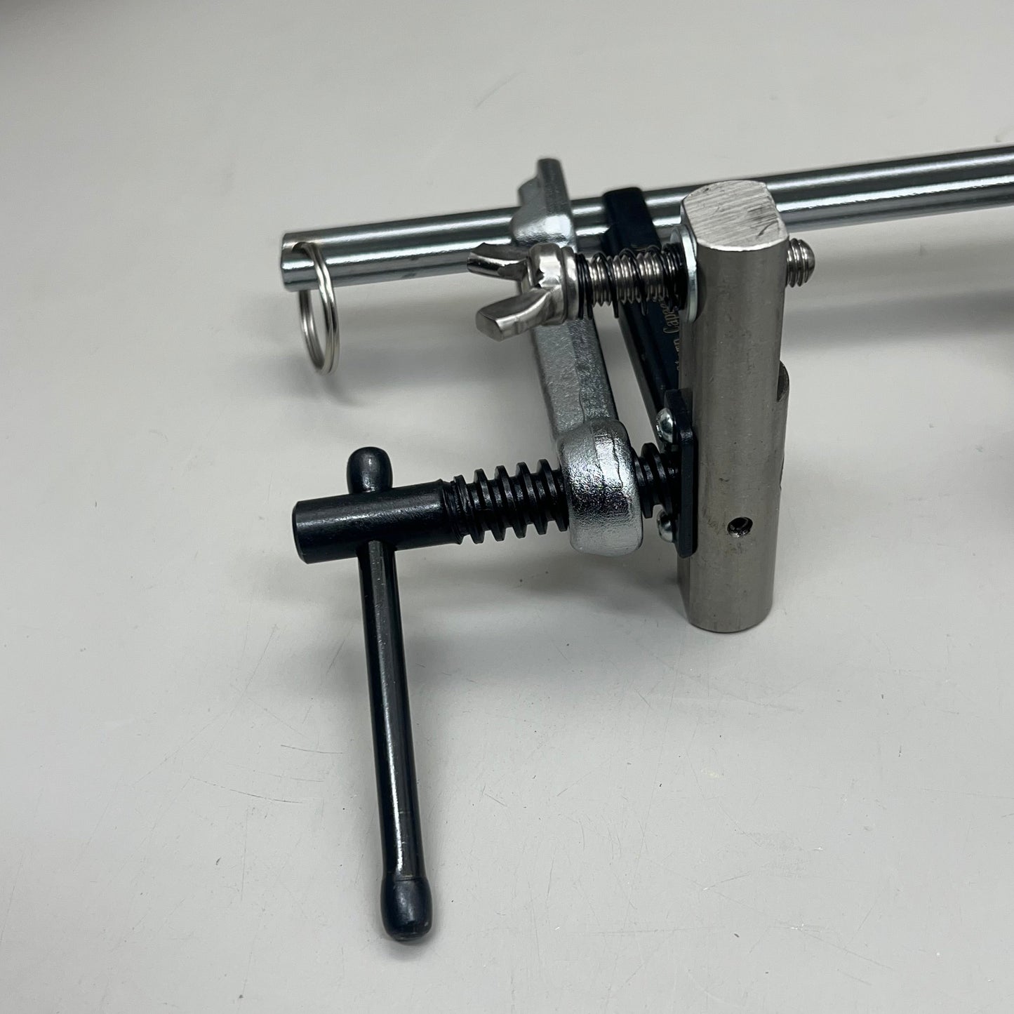 STRONG HAND TOOLS Pipe Fit-Up Clamp Lightweight & Compact  2-4" Pipe CPL45