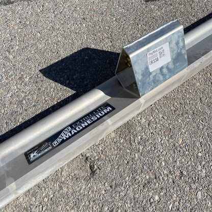 KRAFT TOOL CO. Extru-Lite Magnesium Paver 123.5” handle 144” x 4.5” screed CC291