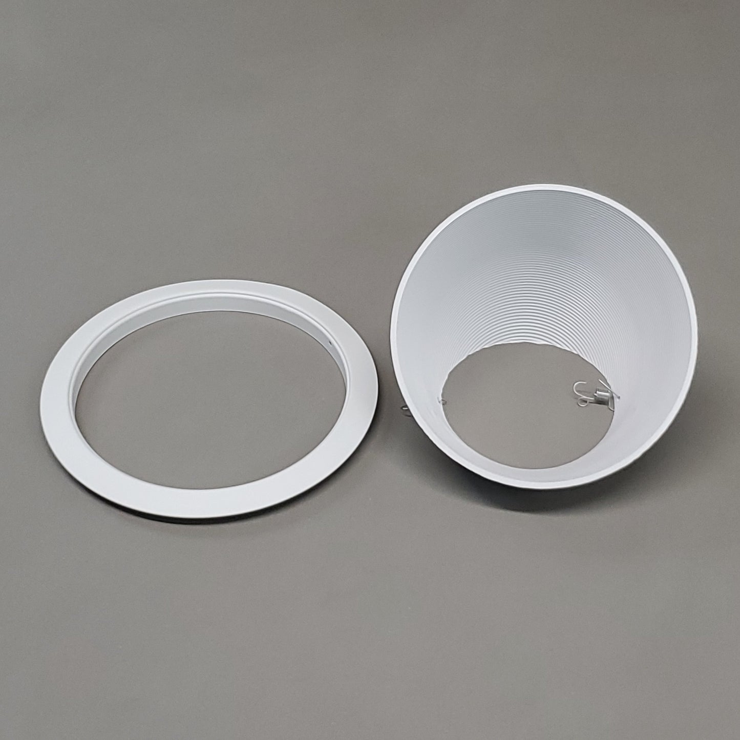 HALO LIGHTING 6-PACK! Coilex Baffle Inserts Slope 6" All White 456W (New)