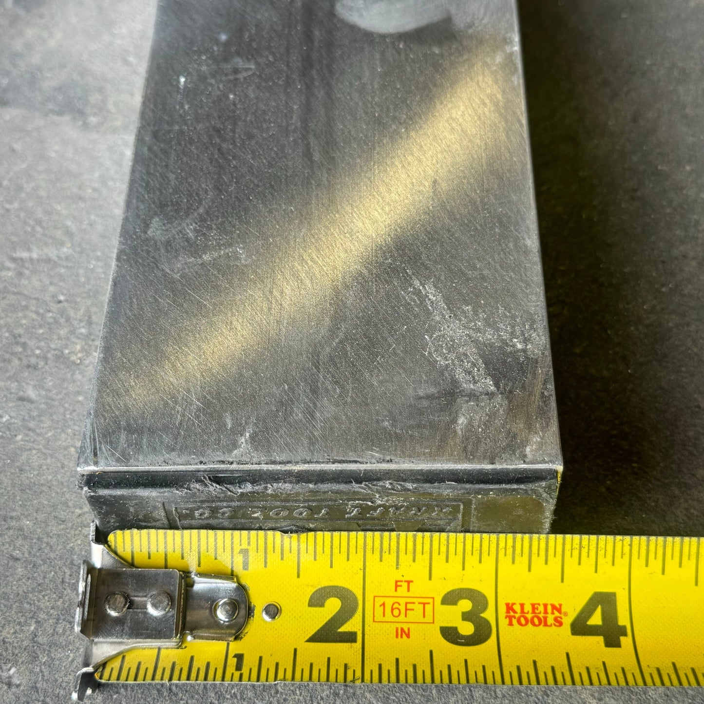 KRAFT TOOL CO. Magnesium Screed 240”x1-1/20”x3-1/2” CC620