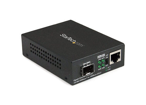 Convertisseur de média fibre optique Gigabit StarTech avec emplacement SFP ouvert