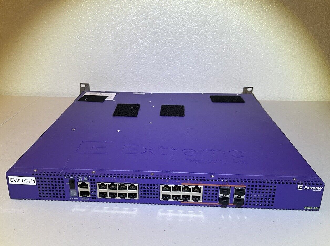 Commutateur géré Extreme Networks 8520-48XT-6C 48 ports 10G avec 6 x 100G QSFP28
