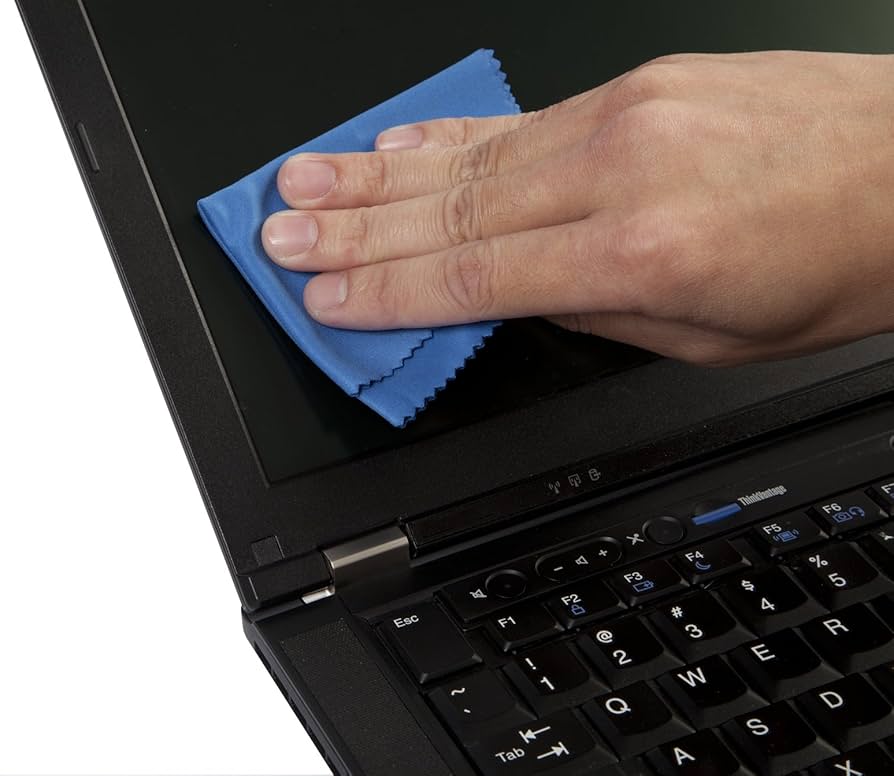 TARGUS 14.1" Widescreen Notebook Privacy Filter ASF141WUSZ