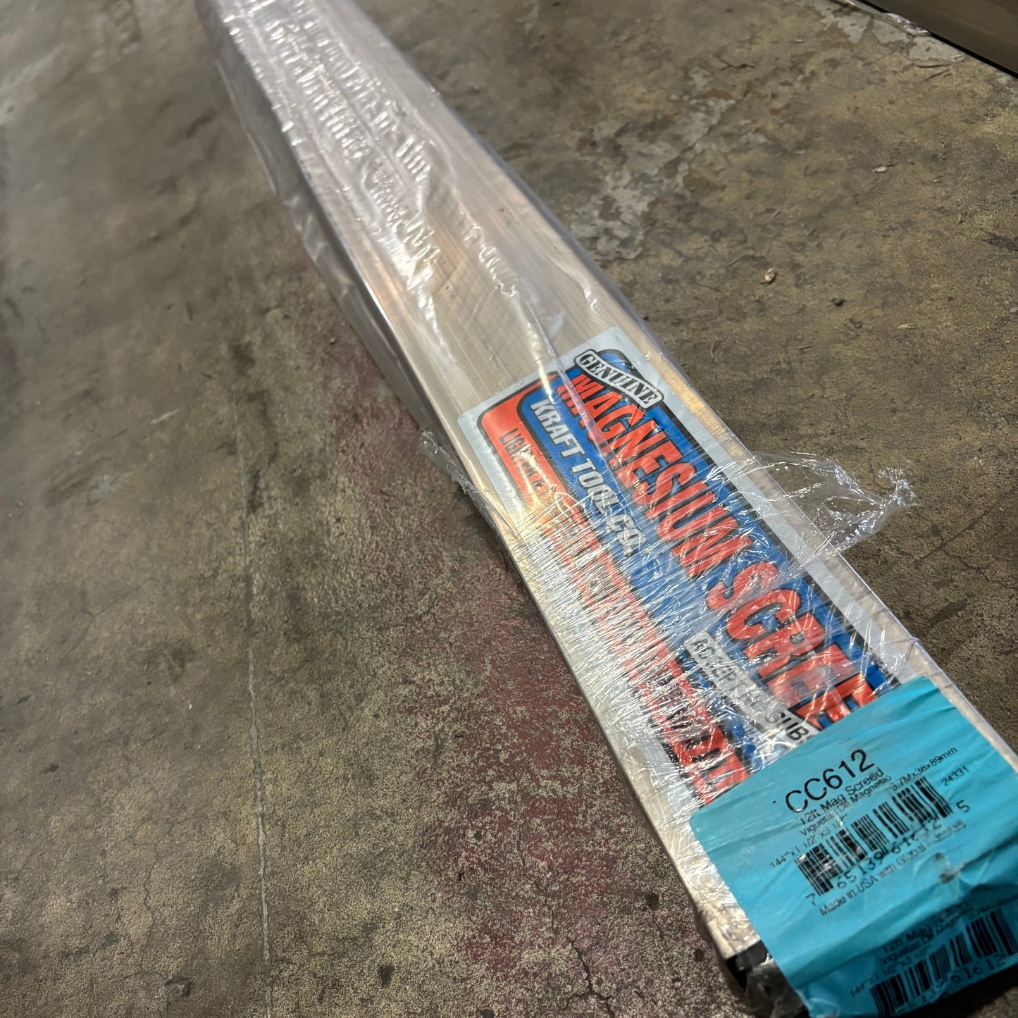 KRAFT TOOL CO. Magnesium Screed 120”x1 1/2”x3 1/2”, Aluminum CC612
