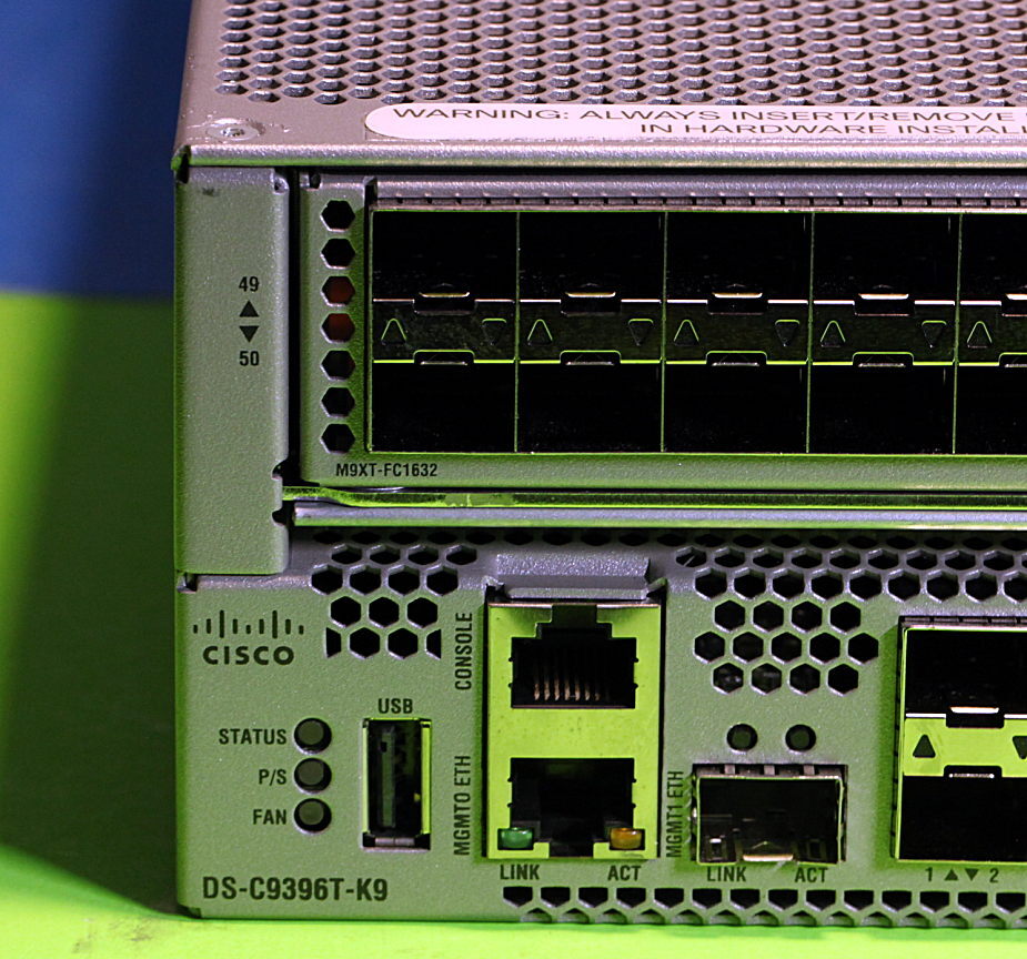 Commutateur CA EXTREME NETWORK SLX 9540-24S 24 ports 10GE/1GE (flux d'air de l'avant vers l'arrière)