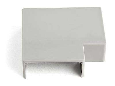 These StarTech 90-degree L connectors are designed to interconnect CBMWD3816 cable raceways at right-angle junctions. Made from warp-resistant ABS plastic, each connector measures 2.3 x 2.2 x 0.6 inches and comes in a white finish to match standard installations. Sold in a pack of 20, they’re RoHS and TAA compliant for reliable, standards-compliant cable management.