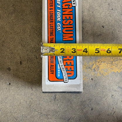 KRAFT TOOL CO. Magnesium Screed 192”x1 1/2”x3 1/2” CC616