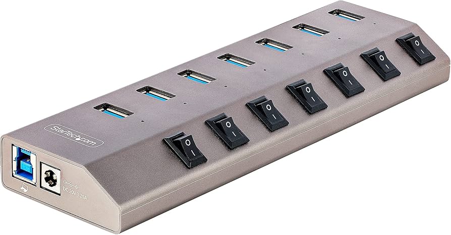Hub USB-C StarTech 7 ports avec 5 Gbit/s et adaptateur secteur