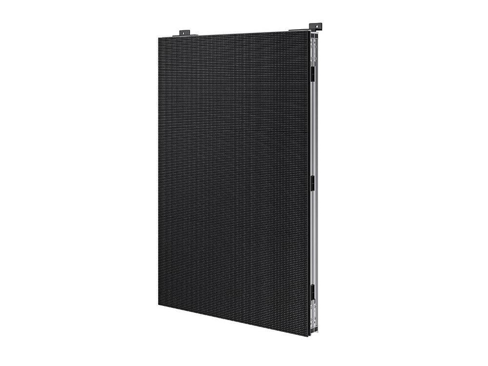 The Samsung XHB-SP8FLAT1X2 is a flat LED cabinet designed for vibrant and high-impact digital signage applications. With an ultra-bright 8000-nit display, wide viewing angles, and 8.21 mm pixel pitch, it delivers exceptional performance in demanding outdoor or large-scale indoor environments. The cabinet also supports HDR content and operates within a broad temperature range, making it ideal for extreme conditions.