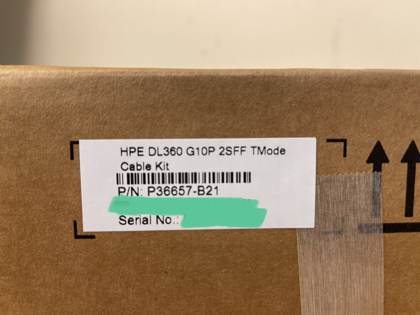 HPE DL36x G10+ 2SFF SAS/SATA Tri-Mode Cable Kit
