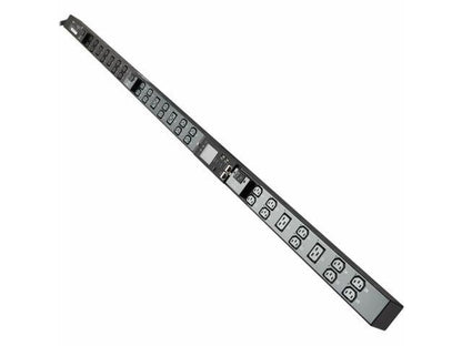 Unité de distribution d'alimentation gérée Eaton 8,6 kW triphasée avec disjoncteur IsoBreaker et 36 prises, L15-30P