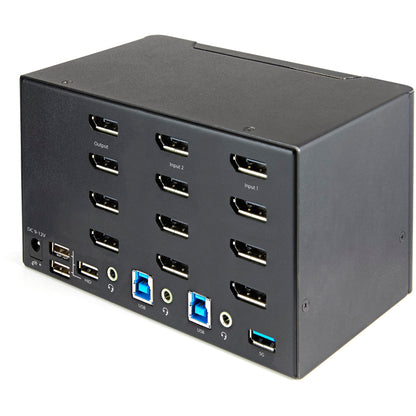 STARTECH 2-Port Quad Monitor DisplayPort KVM Switch, SV231QDPU34K