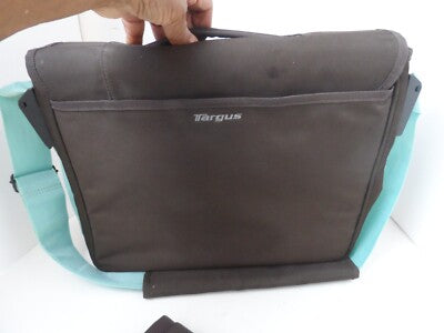 Pochette verticale TARGUS avec n° Adams noire 12 pouces