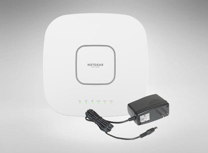 Point d'accès Wi-Fi 6 tribande NETGEAR Insight AX6000 WAX630PA