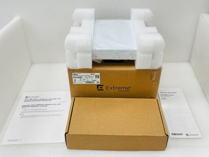 Plateforme ExtremeAccess XA1440 avec 6 ports GbE et 2 ports SFP+ 10 Gb
