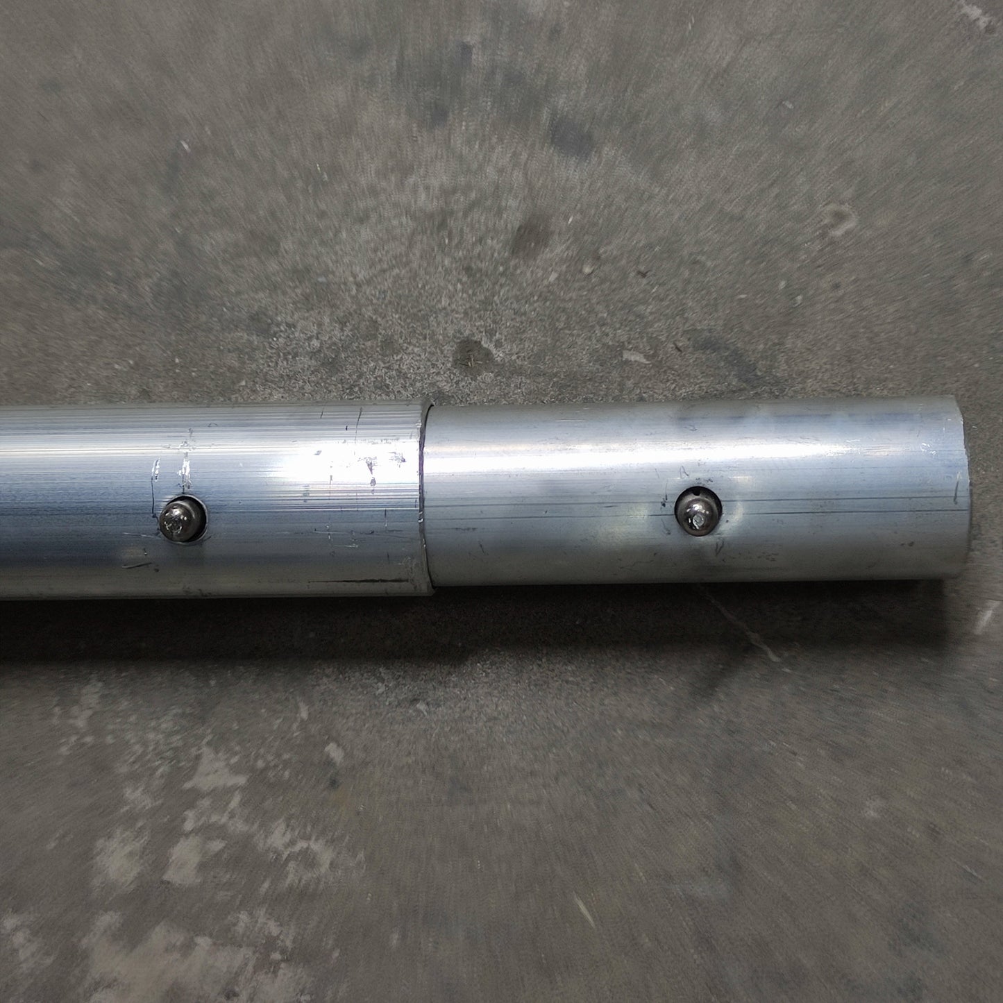 KRAFT TOOL 6' Aluminum Button Handle with Insert - 1-3/4" Diameter CC289